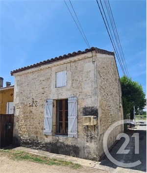 maison en pierres à la location -   33180  SAINT ESTEPHE, surface 37 m2 location maison en pierres - UBI459416846